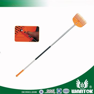 Telescopic Aluminium Handle Plastic Garden Rake for Easy Leaf and Debris Collection